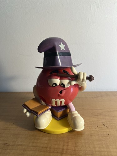 Red wizard candy - m&m’s,