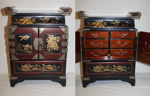 Mobiletto orientale portagioie - orientale,