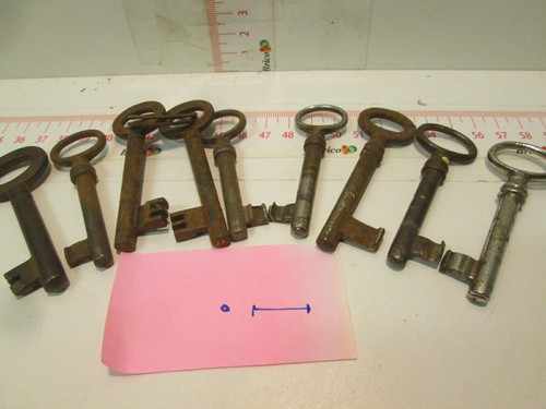 Vecchie chiavi per porte - 9,
