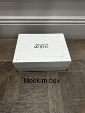 Alexander McQueen scatola