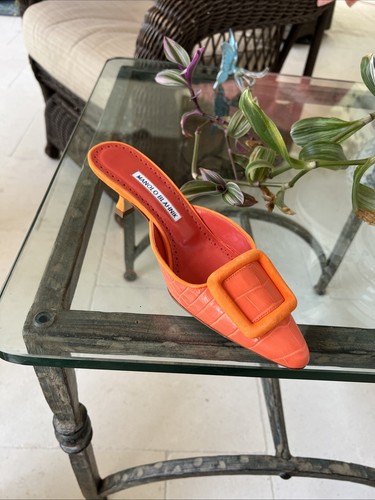 Manila blahnik - manila,
