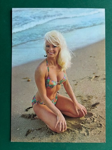 Cartolina donna bikini - cartolina, in