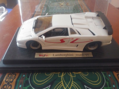 Maisto diecast cars - 1:18,