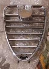 Scudo Emblema Griglia Anteriore Alfa Romeo 1750
