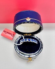 Anello "veretta" Donnaoro in oro bianco e zaffiri DCAZ7744