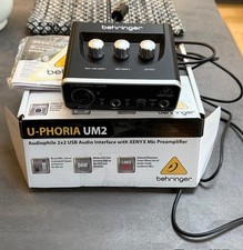 Behringer U-Phoria UM2 USB