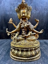 Antica statua Buddha Namgyalma
