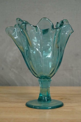 Vaso fazzoletto piedistallo