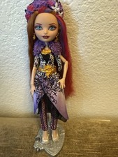 Bambola Ever After High Holly