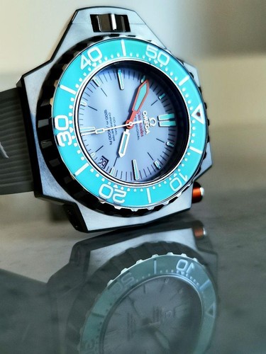 Omega seamaster ploprof 1200m - omega,