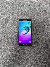 Smartphone Android Samsung Galaxy A5 2017 32 GB sbloccato nero crepa anteriore e posteriore