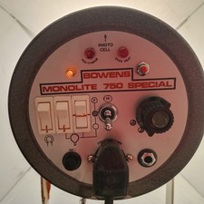 Bowens Monolite 750 Luci