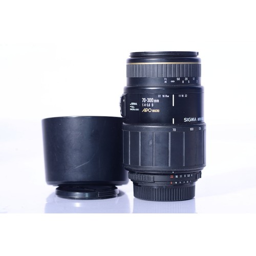 Sigma apo 300mm 6 - sigma, f4-5,6