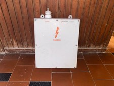 RAYTHEON  STANDARD RADIO AT 2000 - MF/HF MARINE AUTOMATIC ANTENNA TUNER