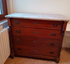 Cassettiera In Legno Di