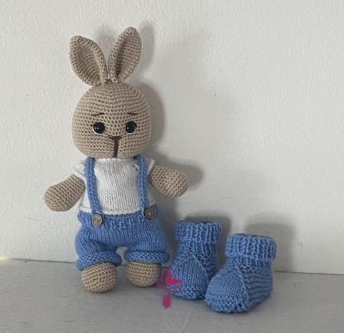 Coniglio amigurumi scarpine - coniglio, amigurumi,