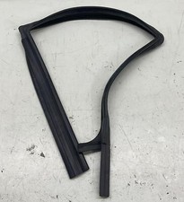 GUARNIZIONE FINESTRA ANTERIORE