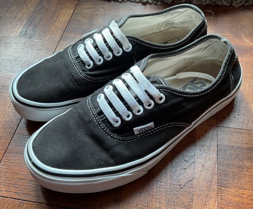 Scarpe vans off - scarpe, wall
