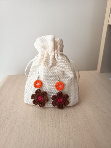 Orecchini crochet fiori - orecchini,