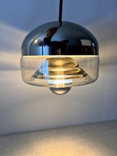 LAMPADARIO MODERNISTA IN VETRO