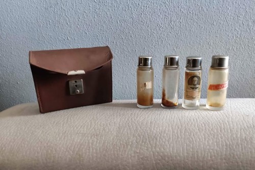 Borsa con flaconi - flaconi, medico
