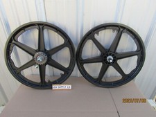 NUOVO SET RUOTE MAG BICICLETTA