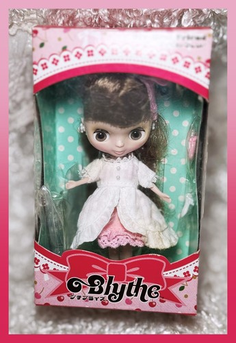 Petite blythe best friend - blythe, my