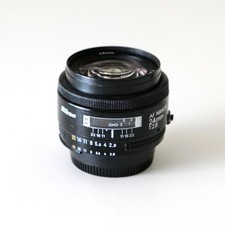Nikon Nikkor AF D 24 mm f/2,8 ottime condizioni, perfettamente funzionante