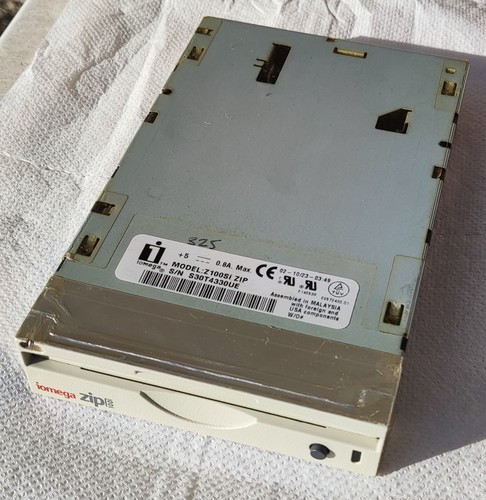 Lecteur iomega zip 100 scsi - lecteur,