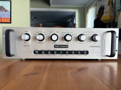 Audio research high end - high,