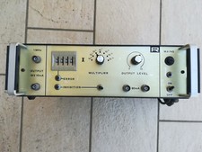 GENERATORE ONDE QUADRE CON USCITA AD ALTA CORRENTE