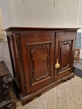 antica credenza xvii secolo