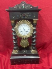 BELLE PENDULE PORTIQUE A