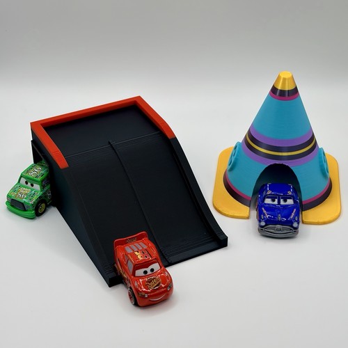 Cars mini racers raceway ramp - cars,