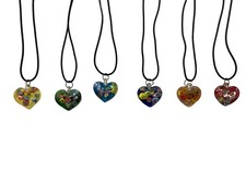 COLLANA CIONDOLO VETRO TIPO MURRINA MULTICOLORE A FORMA DI CUORE CORDINO CAUCCIU