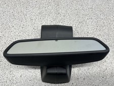 BMW F31 318D, Specchio