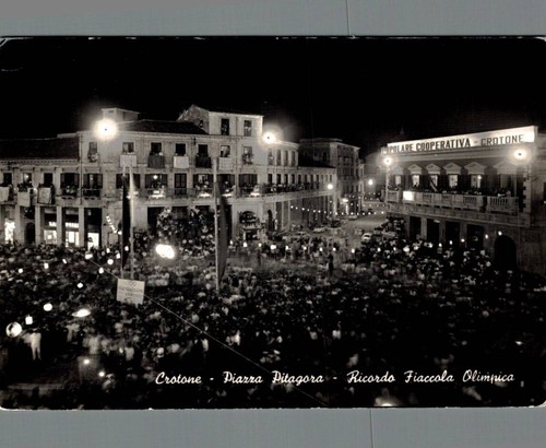 Crotone piazza pitagora - crotone,