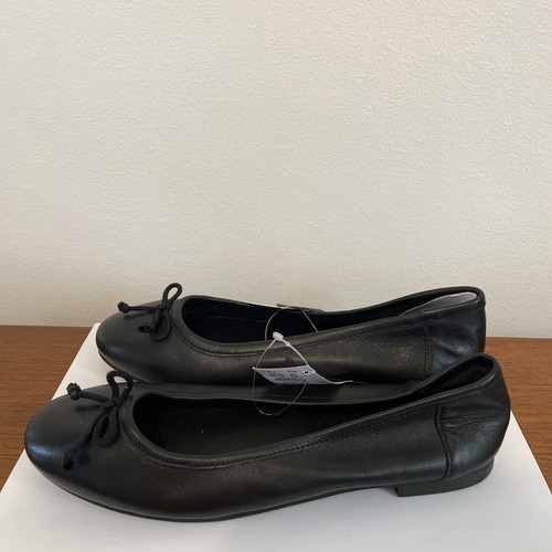 Scarpe nuove con etichette - scarpe,
