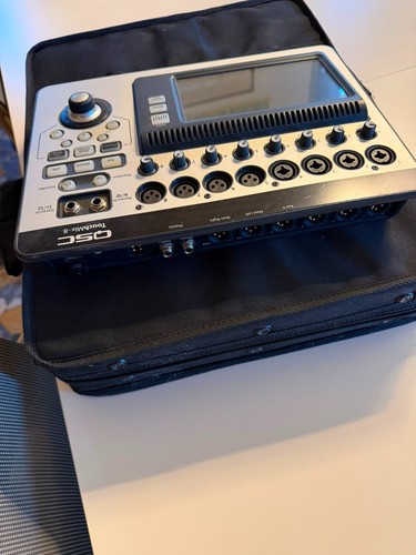 Qsc touchmix mixer digitale - touchmix-8,