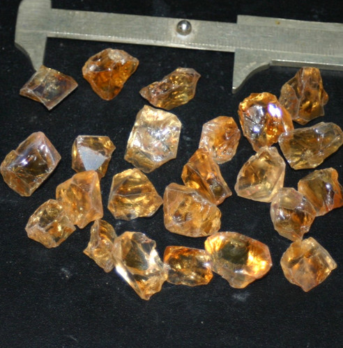 Pietra grezza citrino - , 250