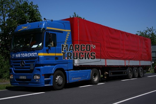 Foto camion mercedes - foto,