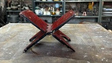 Vecchio supporto pieghevole