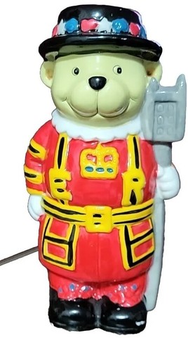 London night watch bear - london,