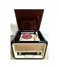Radio d'epoca Geloso con giradischi integrato, perfettamente funzionante, con co