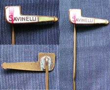 VECCHIO DISTINTIVO SMALTATO SPILLONE "SAVINELLI" MILANO PIPA PIPE TABACCO FUMO