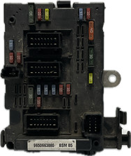 RICAMBIO CENTRALINA PORTAFUSIBILI PEUGEOT CITROEN CODICE RICAMBIO: 9650663880