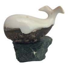 Scultura balena ceramica