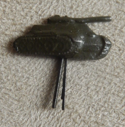 Piccola spilla militare carro - piccola,