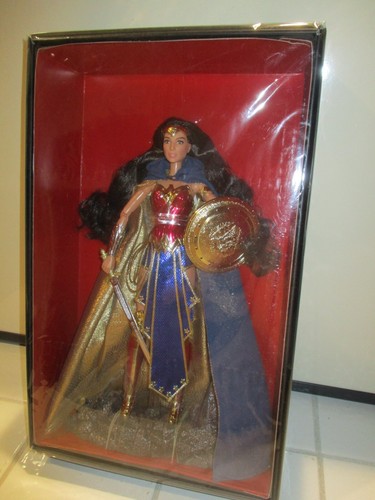 Barbie gold label wonder woman - barbie,