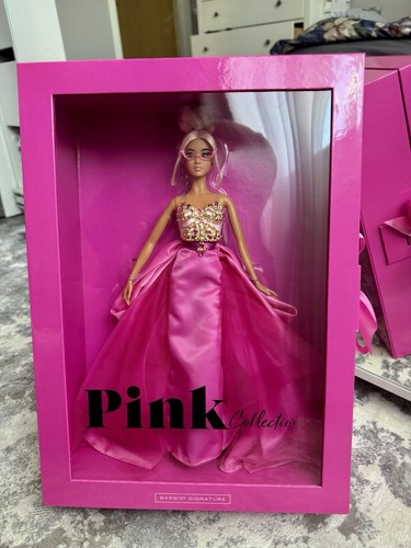 Mattel barbie signature - mattel,